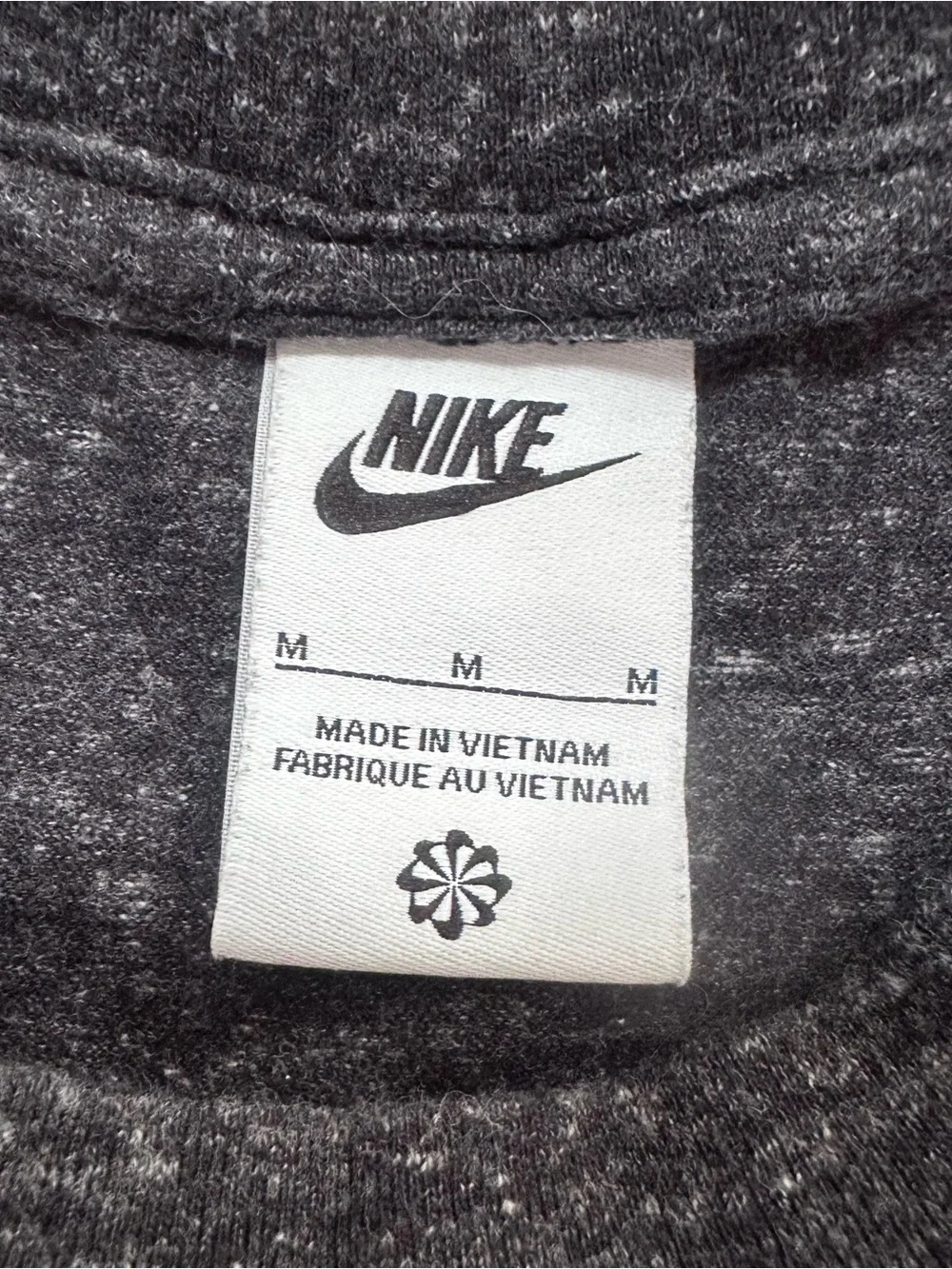 Nike heather gray crop tank top women’s medium